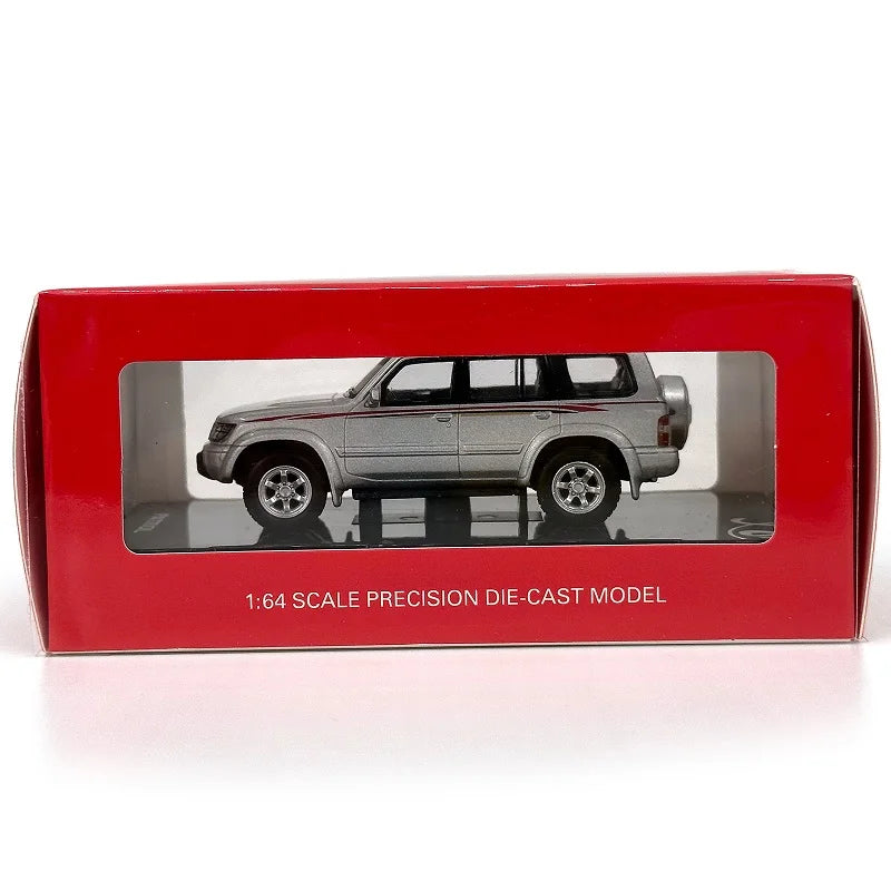 Paudi 1:64 Scale Diecast Nissan Patrol 1998 Y61 VTC Model Car