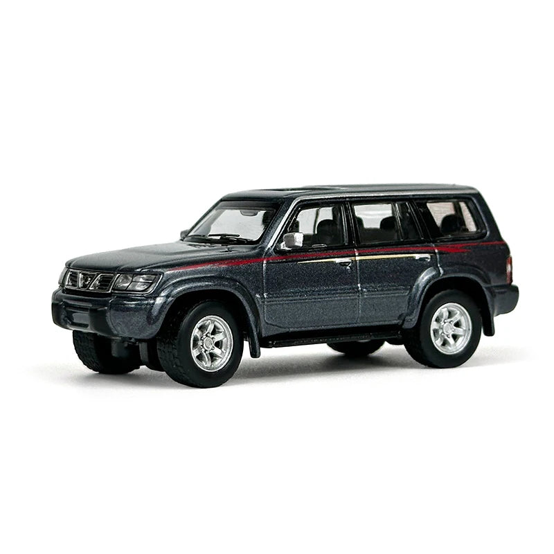 Paudi 1:64 Scale Diecast Nissan Patrol 1998 Y61 VTC Model Car