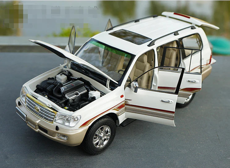 PB Models Land Cruiser LC100 1:18 Scale Diecast Premium Model Car